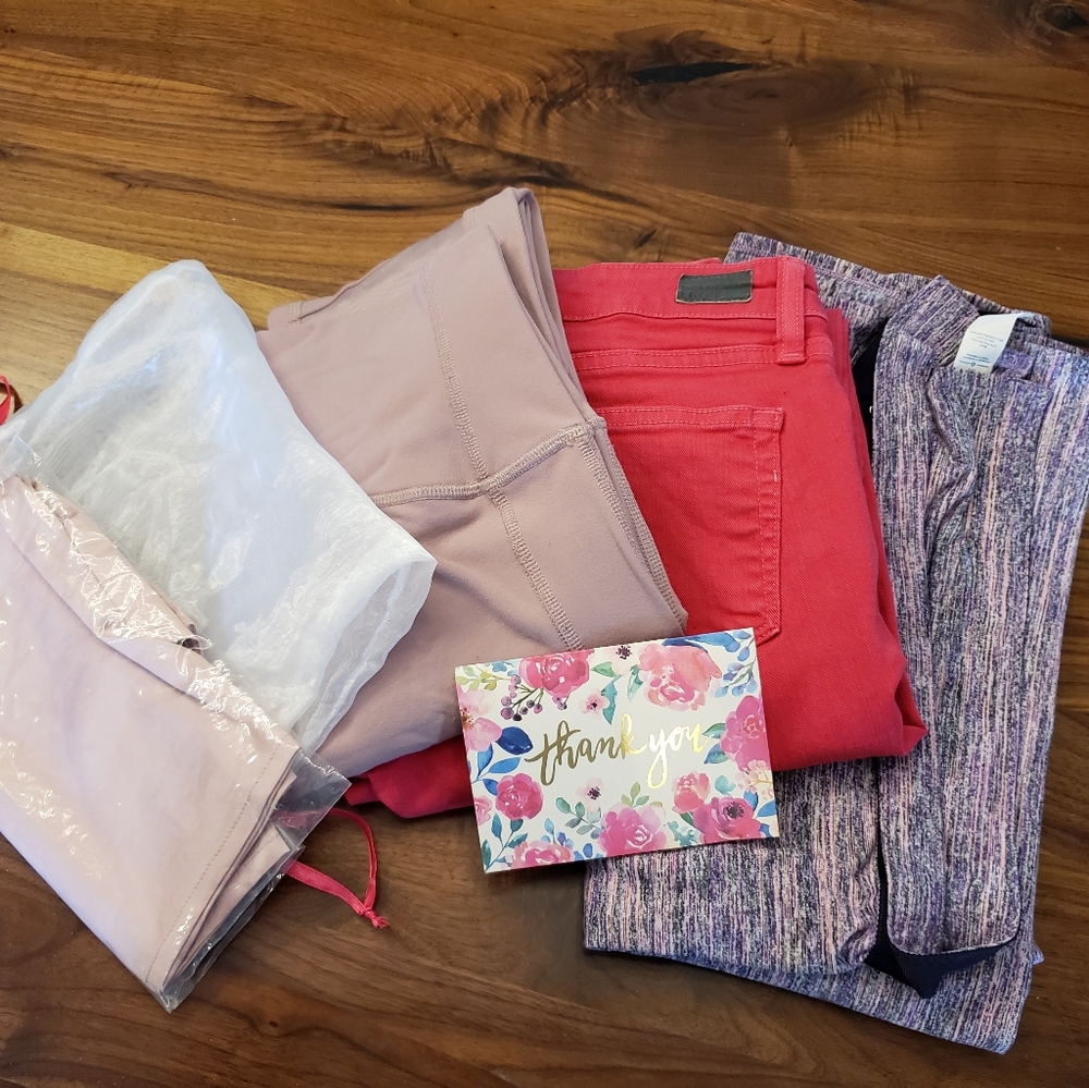 Wm's fashion and yoga bundle, Alo,Paige,Lululemon